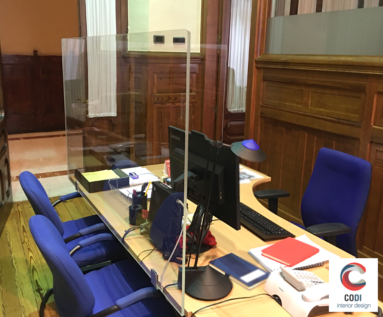 Mampara oficina protección COVID